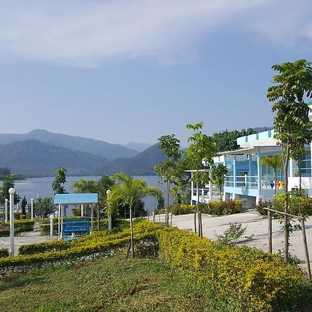 Phloenlom Chomdao Hotel Ban Kha Екстериор снимка