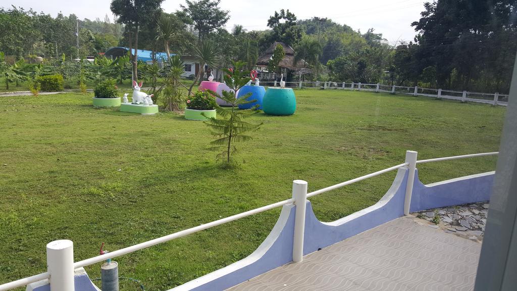 Phloenlom Chomdao Hotel Ban Kha Екстериор снимка